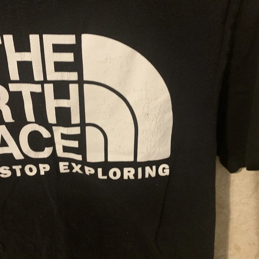 The North Face Men's T-Shirt – Black, Size XS Short Sleeve